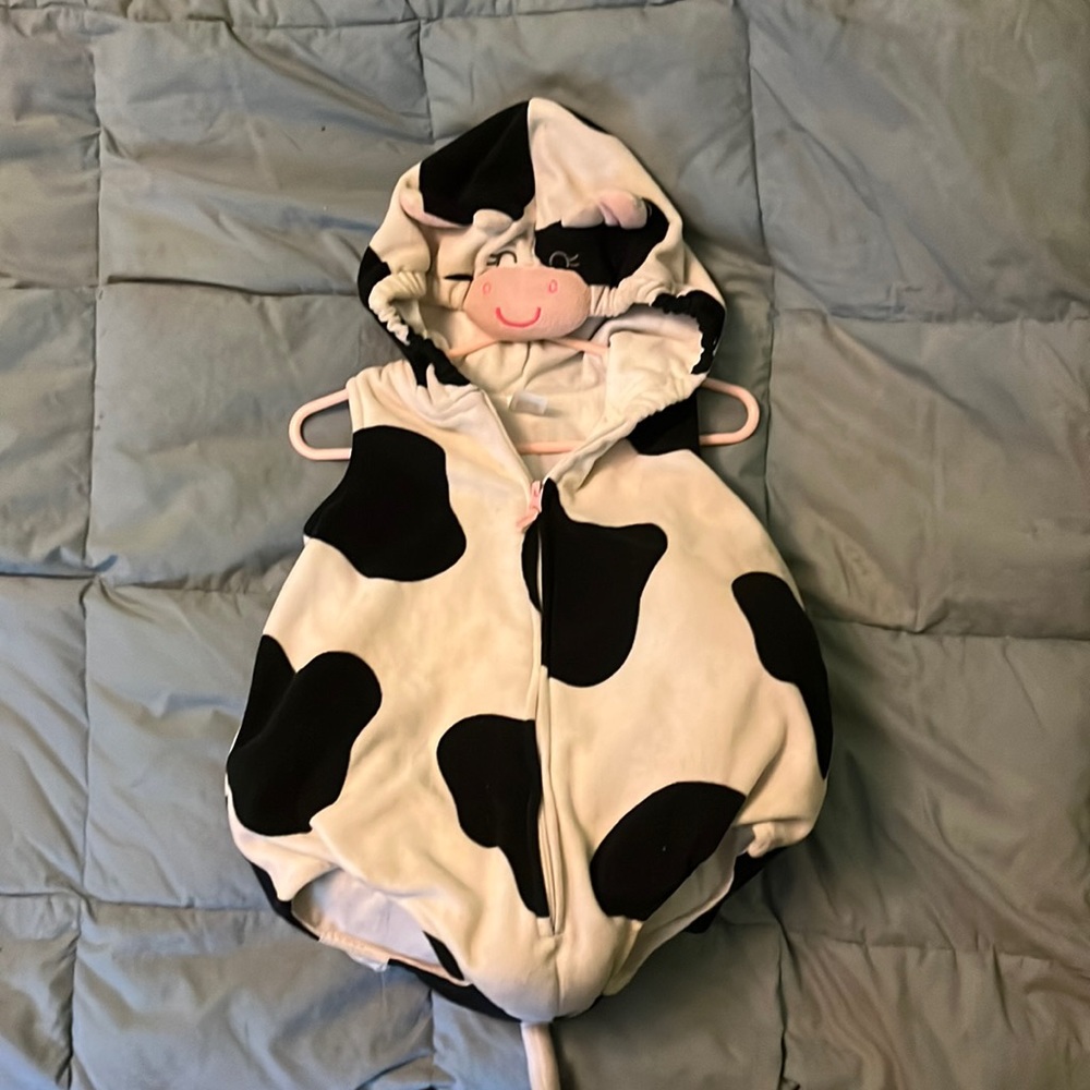 Cow costume